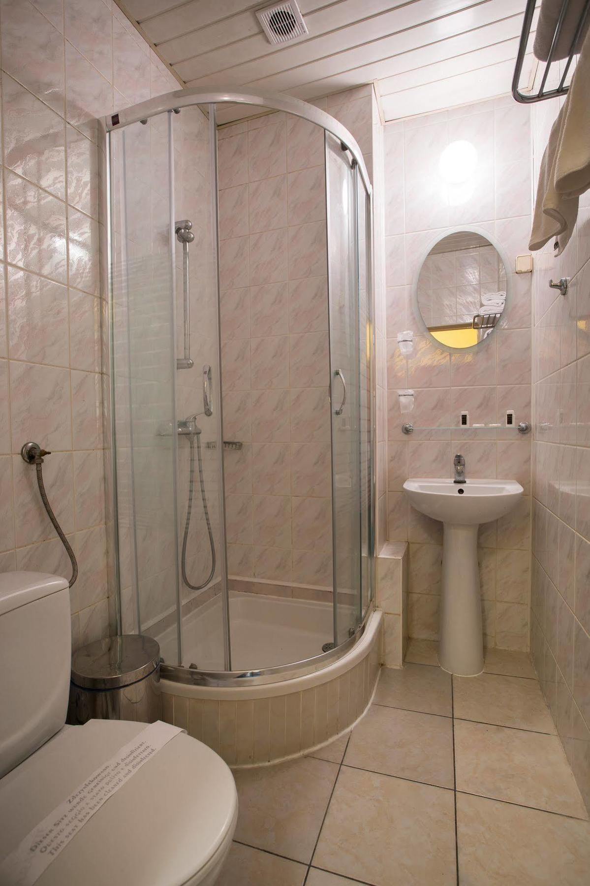 Hotel Kapitan Szczecin Buitenkant foto